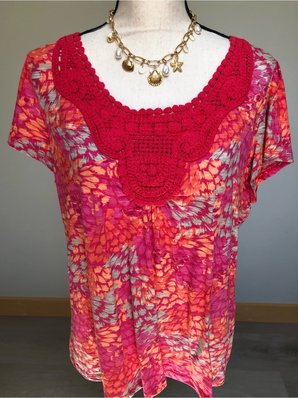 St. John’s Bay Hot Pink Crochet Trim Summer Short Sleeve Cotton Top Size Large